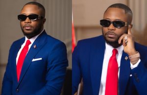 Celebrity blogger Tunde Ednut Excited as he becomes US citizen (Photos/video