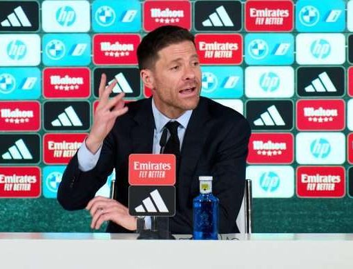 Xabi Alonso Slams Referee After Dean Huijsen’s Controversial Red Card vs Real Sociedad